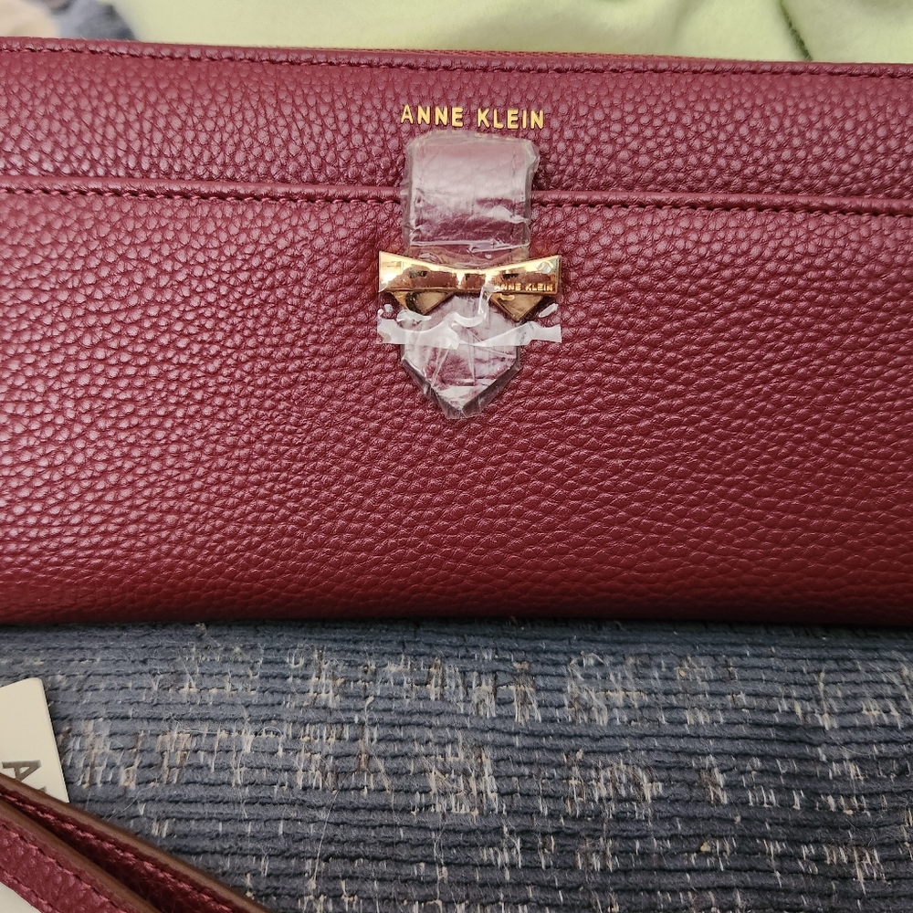 NWT Anne Klein Zip Around Wallet